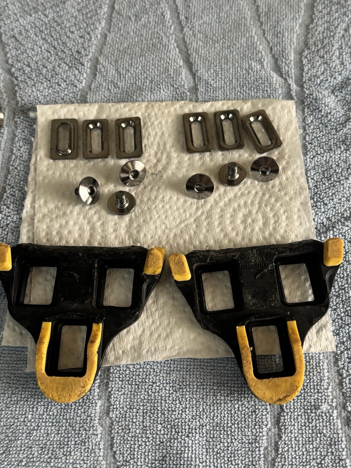 Shimano Ultegra PD-R8000 SPD Clipless Pedals with Cleats and Pedal Spacers
