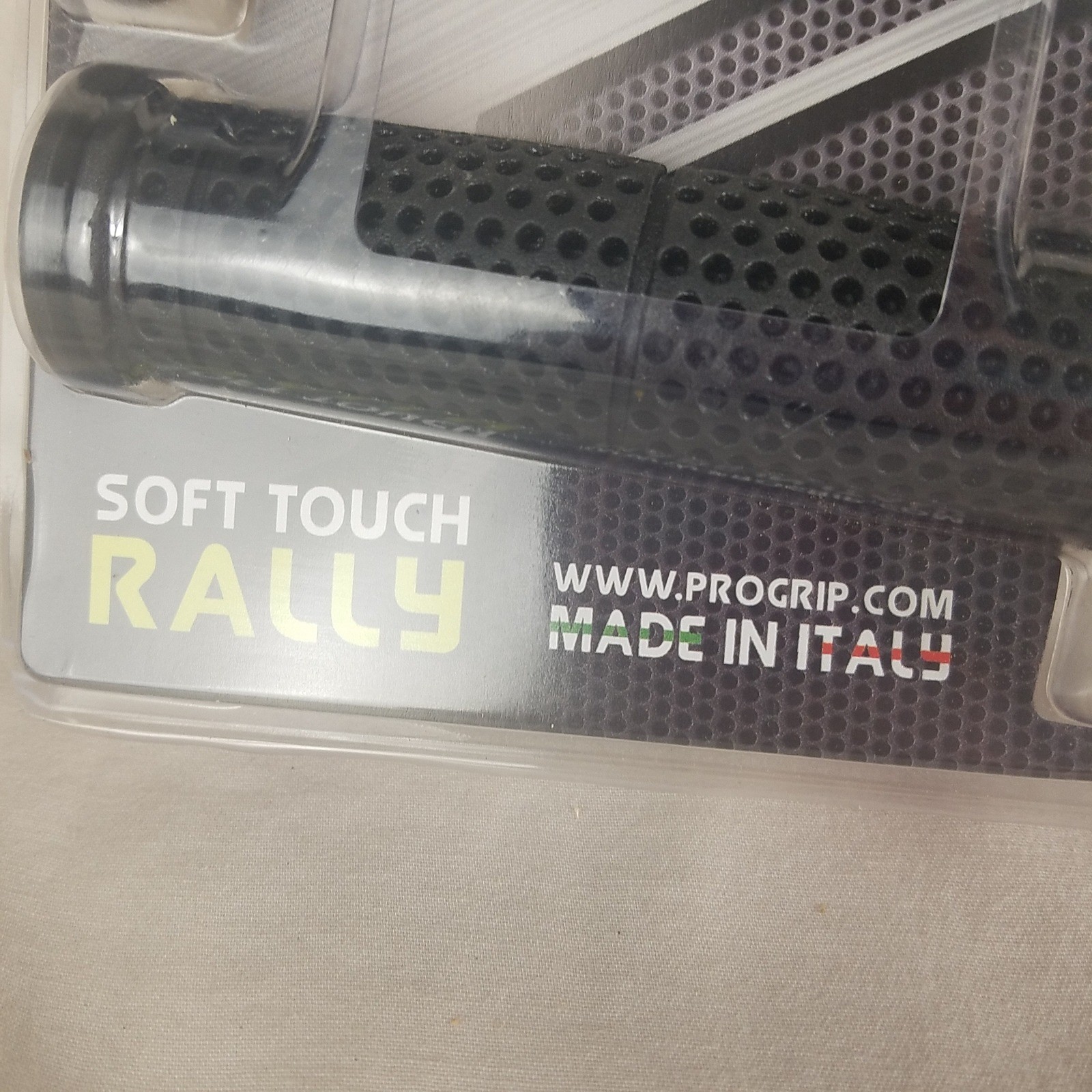 Progrip Soft Touch Rally Black Rubber Motorcycle Grips 22/25mm PA071400G002 NEW