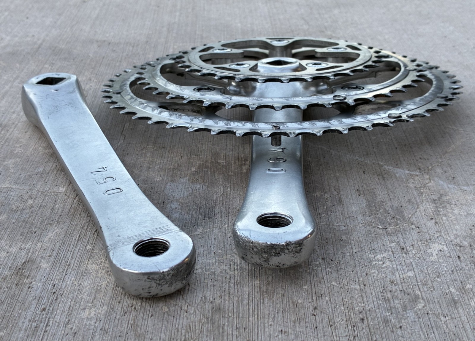 Campagnolo Italy Racing T 9-Speed Triple Crankset | 170 mm / 52/42/30T / VGC