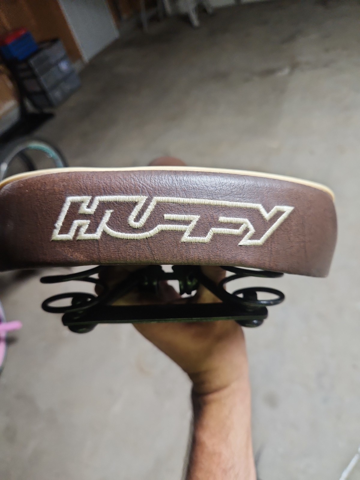Vintage Huffy Beach Cruiser Spring Seat Brown Great Condition