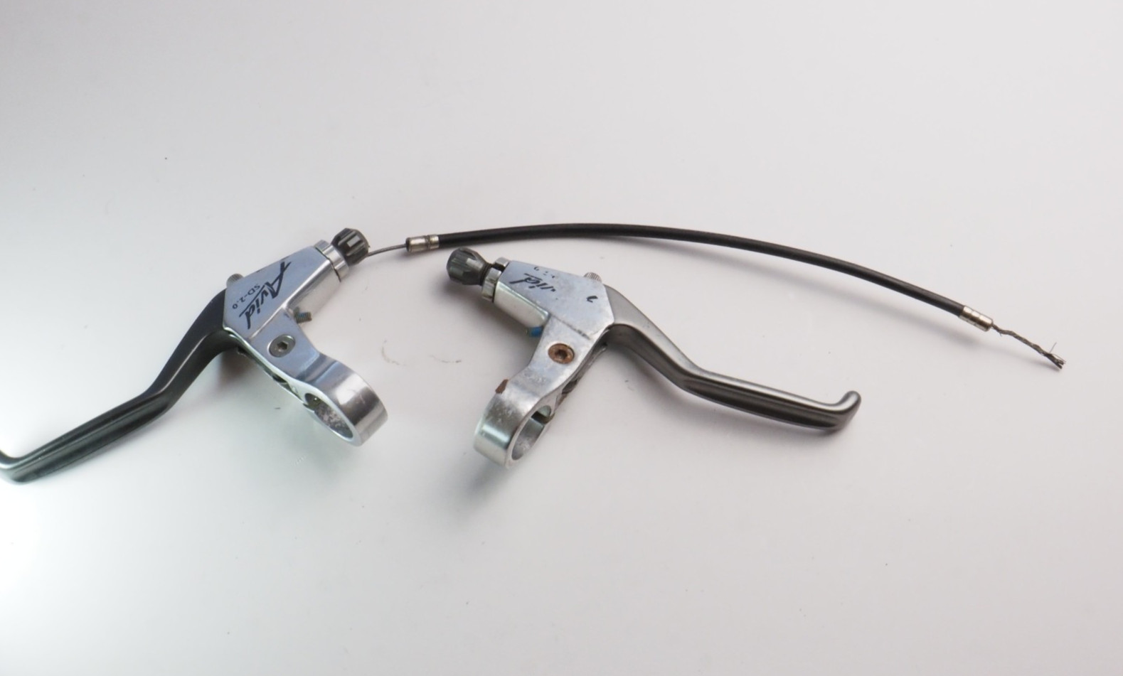 GOOD, Vintage, Avid SD-2.0 Cantilever Brake Lever Set, 22.2mm, Silver 90’s MTB