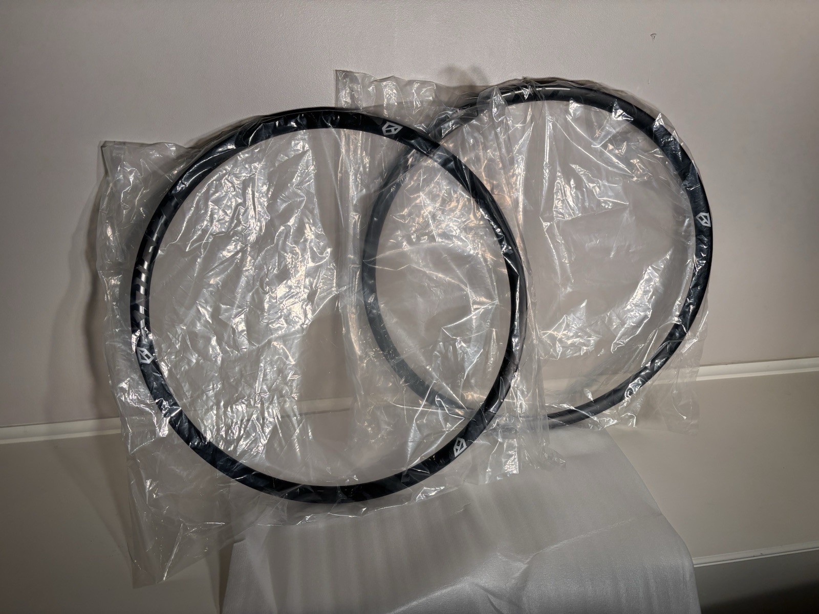 10 Count 28 Hole KNIGHT COMPOSITES 700c Disc 25mm Gravel/Road Alloy Rims Rimset