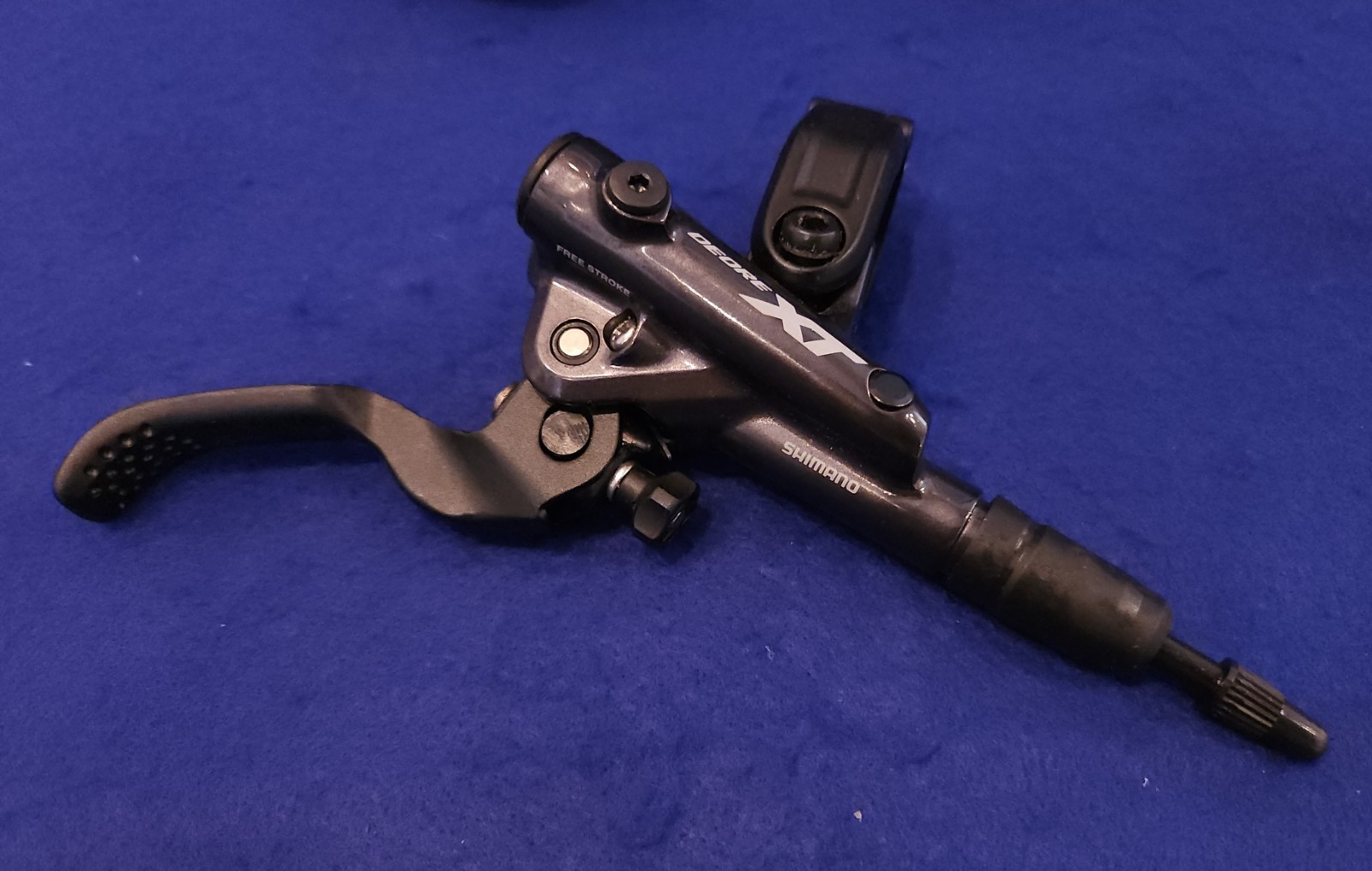 Shimano DEORE XT Brake Kit Left & Right Levers / Calibers / Lines – Pair