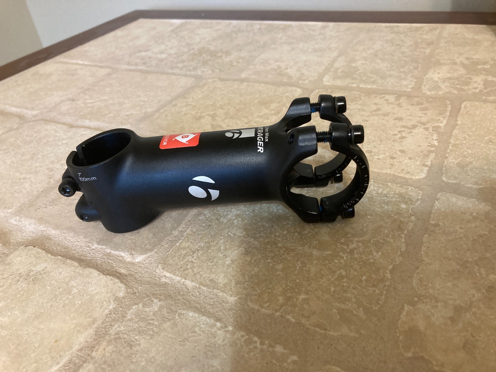Bontrager Blendr Stem 1 1/8″ Threadless 100mm +/- 7º 31.8mm Black NEW