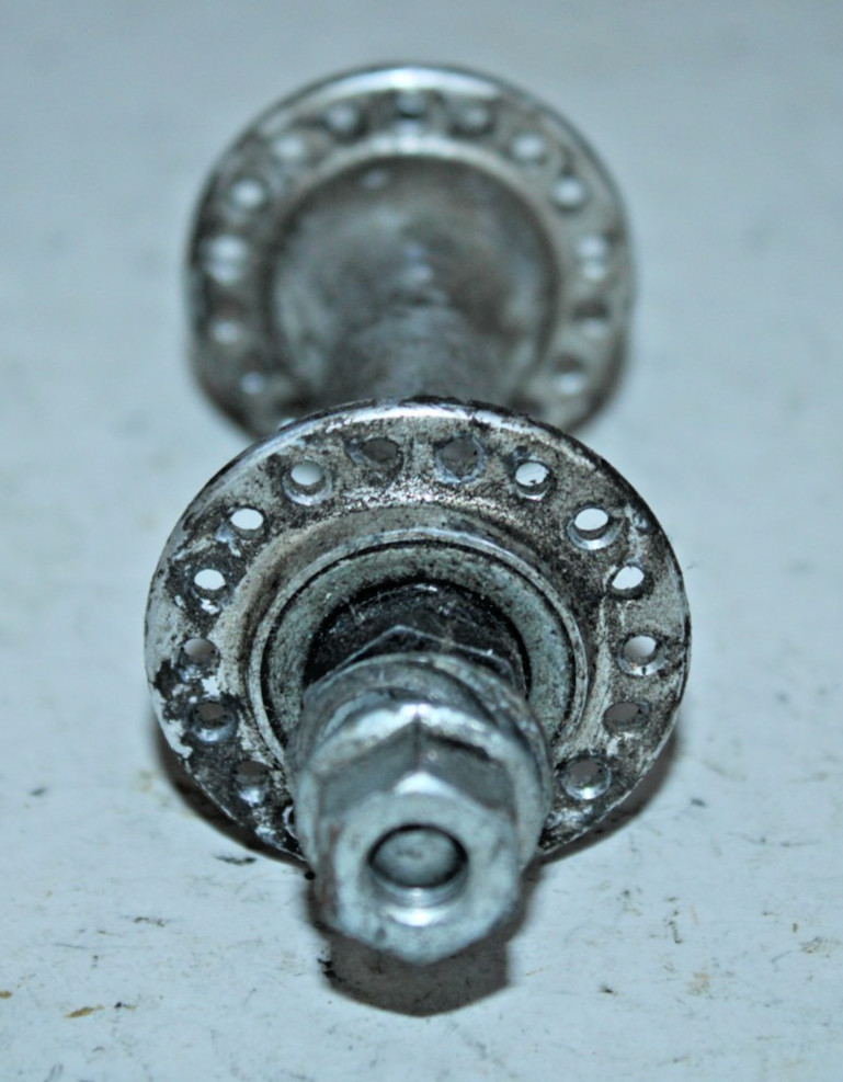Vintage Maillard Front Road Bike Hub Silver 95mm 36H Bolt-On Cafe Commuter VTG ~