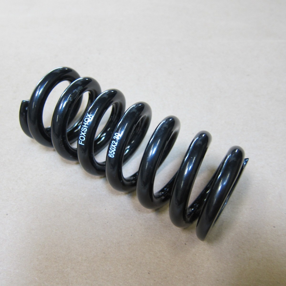 FOX Steel Rear Shock Coil Spring – 650 lb. x 2.3″ Spring Travel, 4.954 TLG
