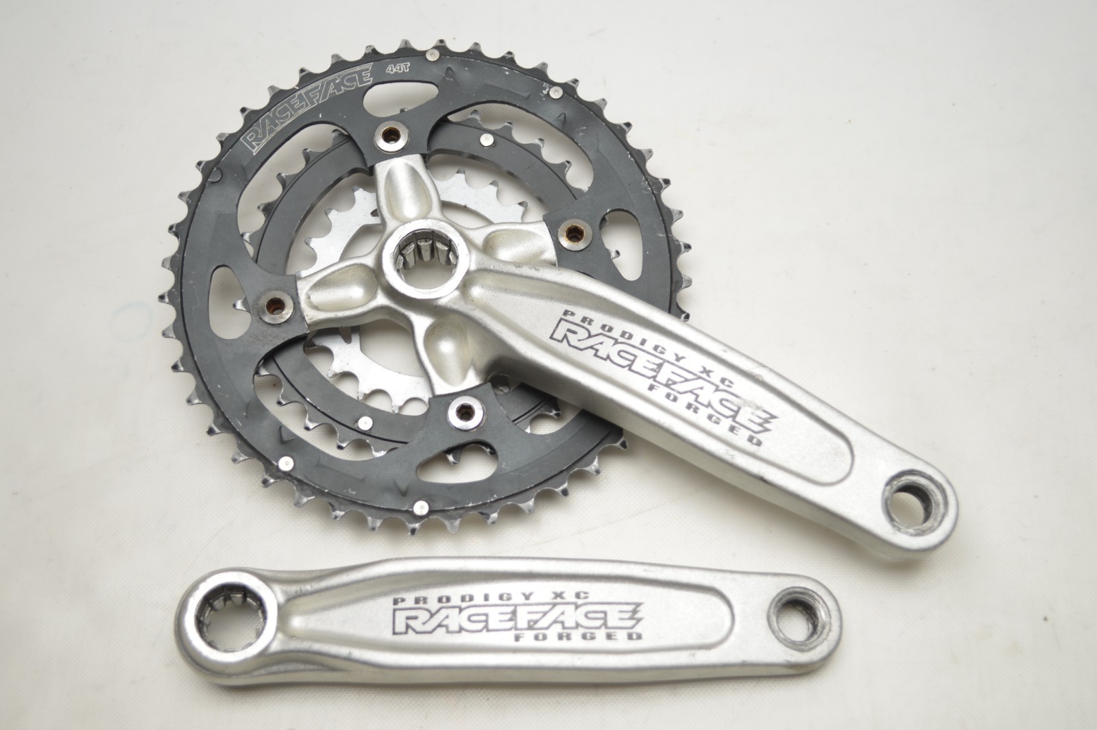 RACE FACE PRODIGY XC FORGED DH 9 SP BICYCLE 175 MM 44/32/22 TOOTH ISIS CRANKSET