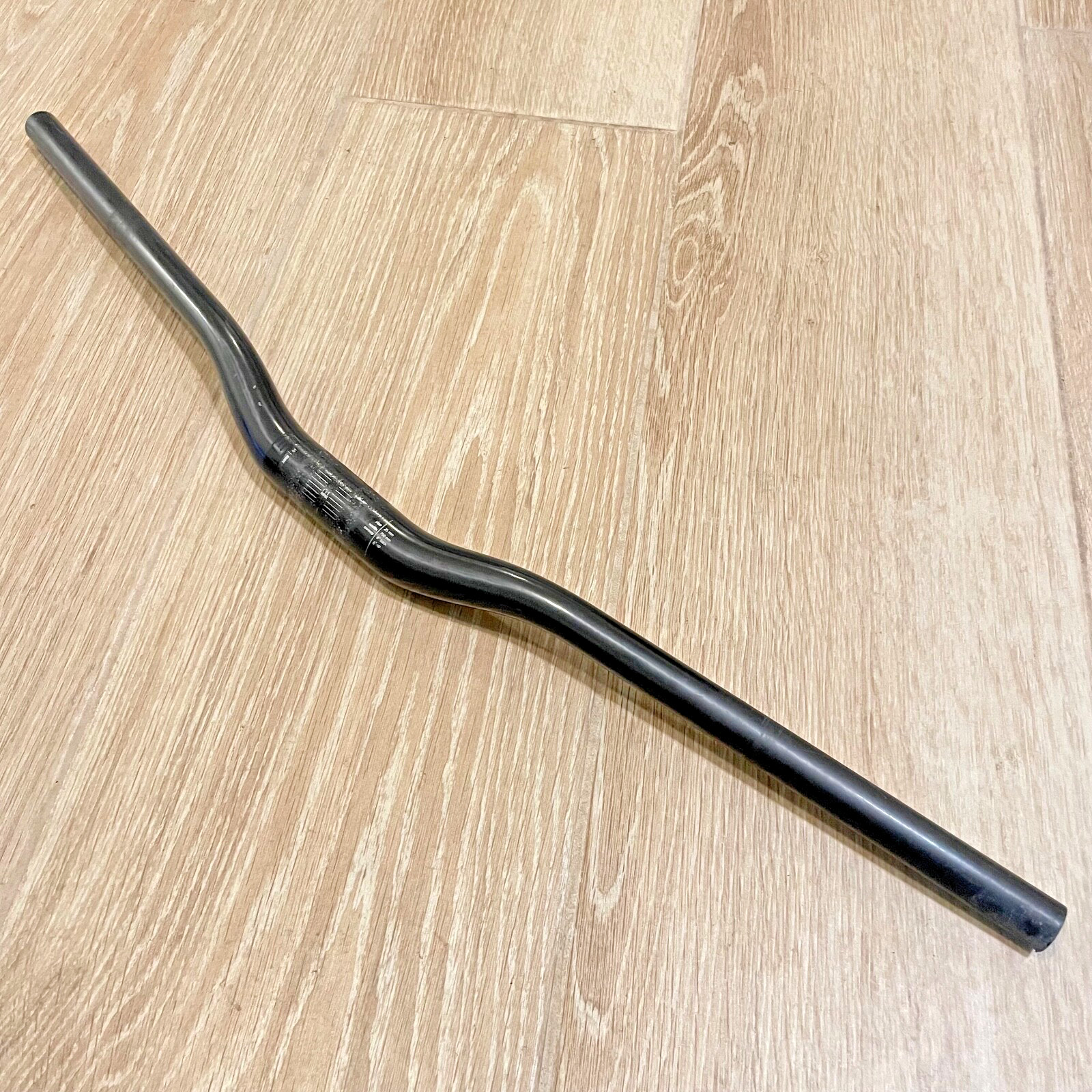 BMC Flat Carbon Bar MTB 31.8 mm 750 mm Riser