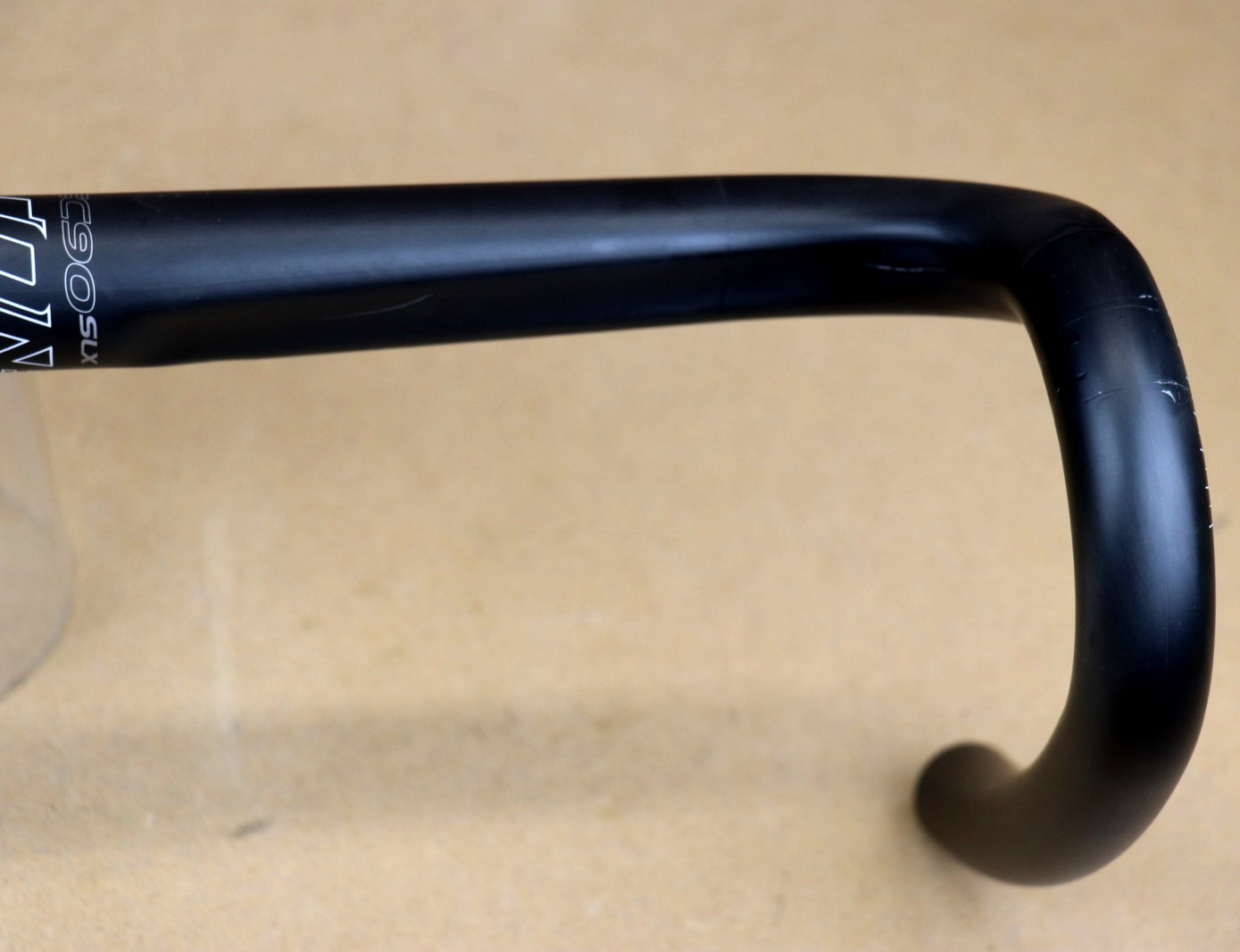 New Easton EC90 SLX Carbon Handlebars 44cm/ 31.8 NOS