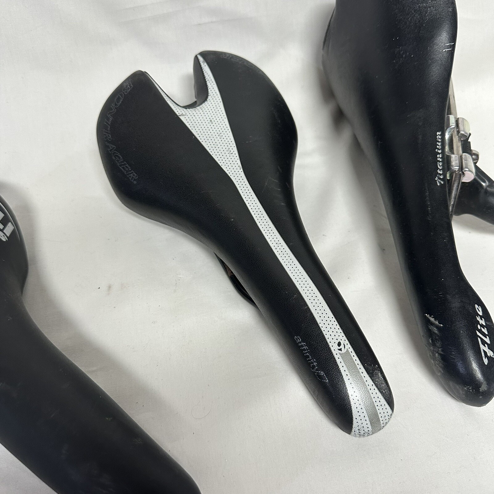 Lot Of 3 Bike Saddles Bontrager Affinity / Selle Italia Turbomatic / Flite
