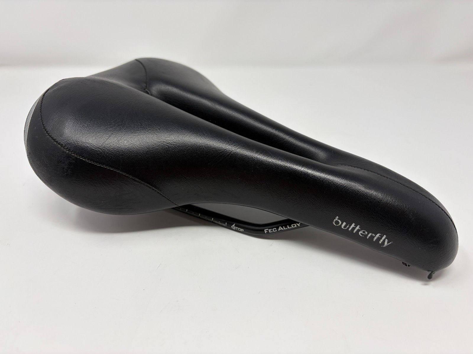 TERRY BUTTERFLY WOMEN’S SADDLE Fec Alloy Rail Bike Seat 155x260mm 330g