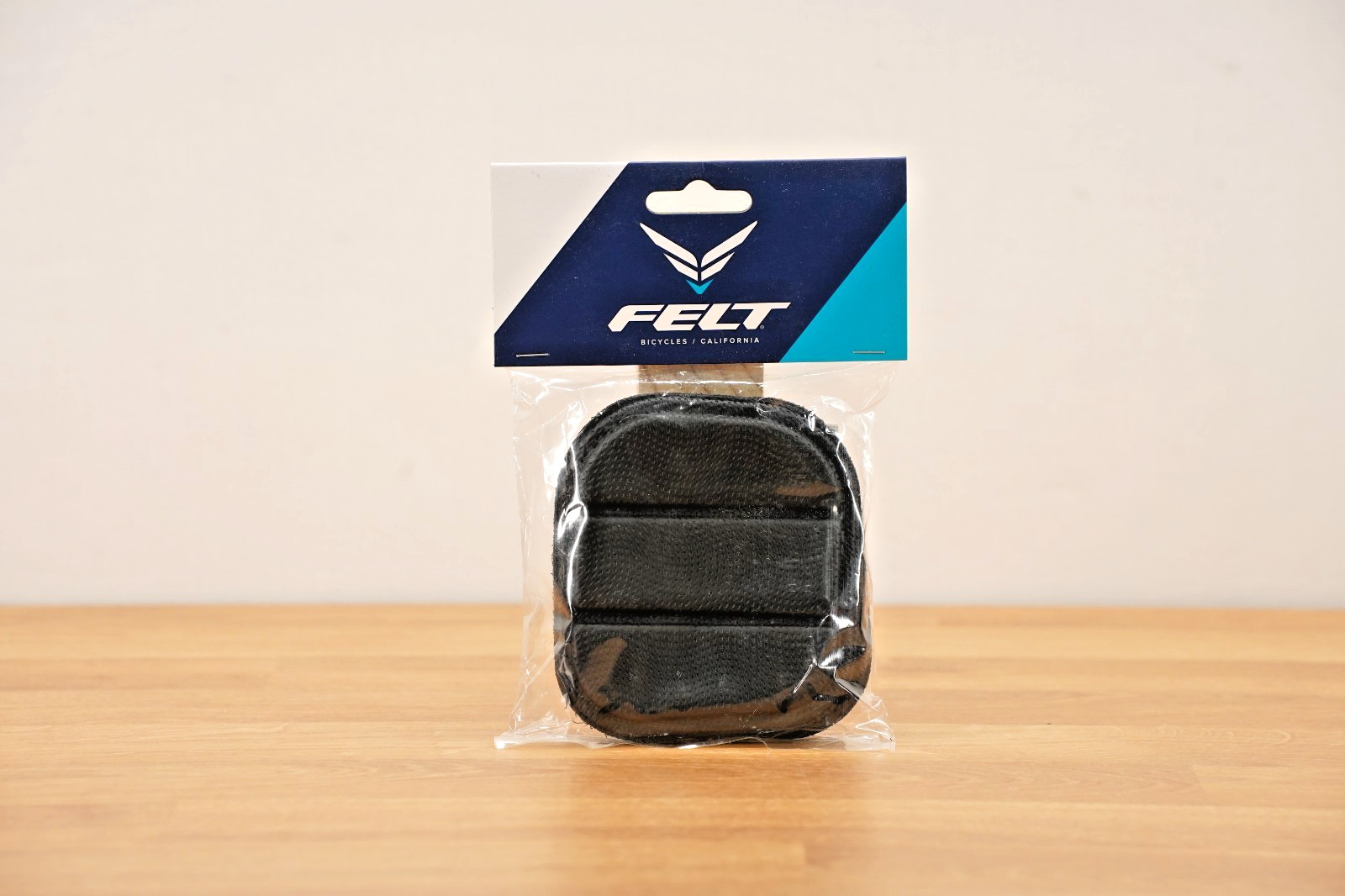 Felt Dimpled Gel Pads TT/TRI – NEW