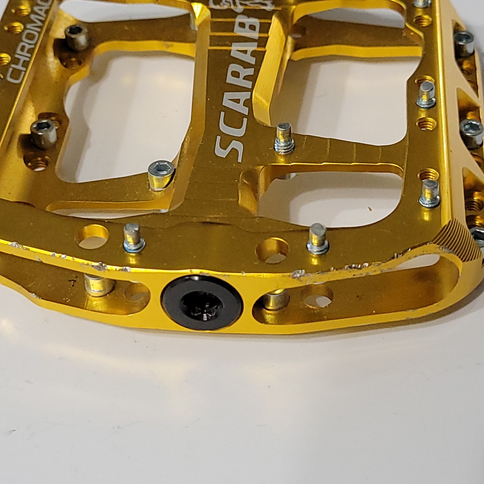 Chromag Scarab Platform pedals 9/16 sealed bearings Gold BMX mountain bike