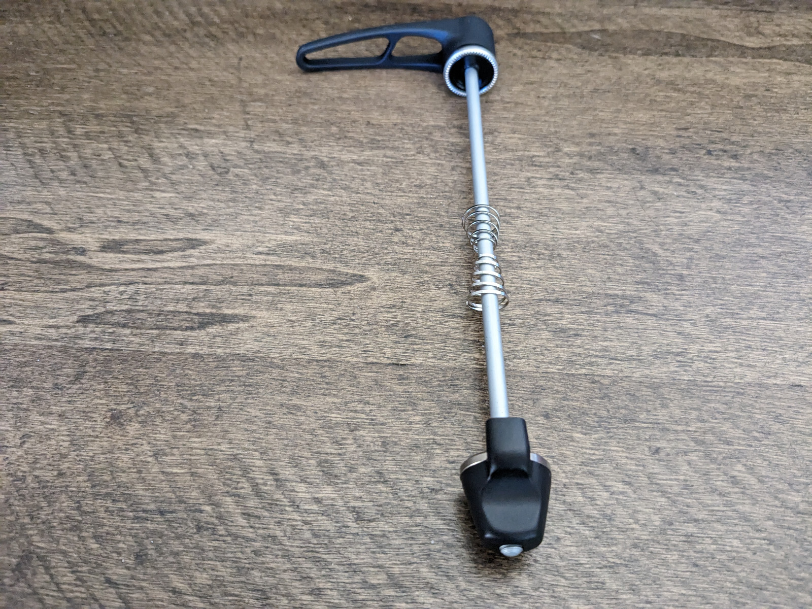 New Giant / DT Swiss RWS Road REAR ONLY Quick Release Skewers – QR – 130mm