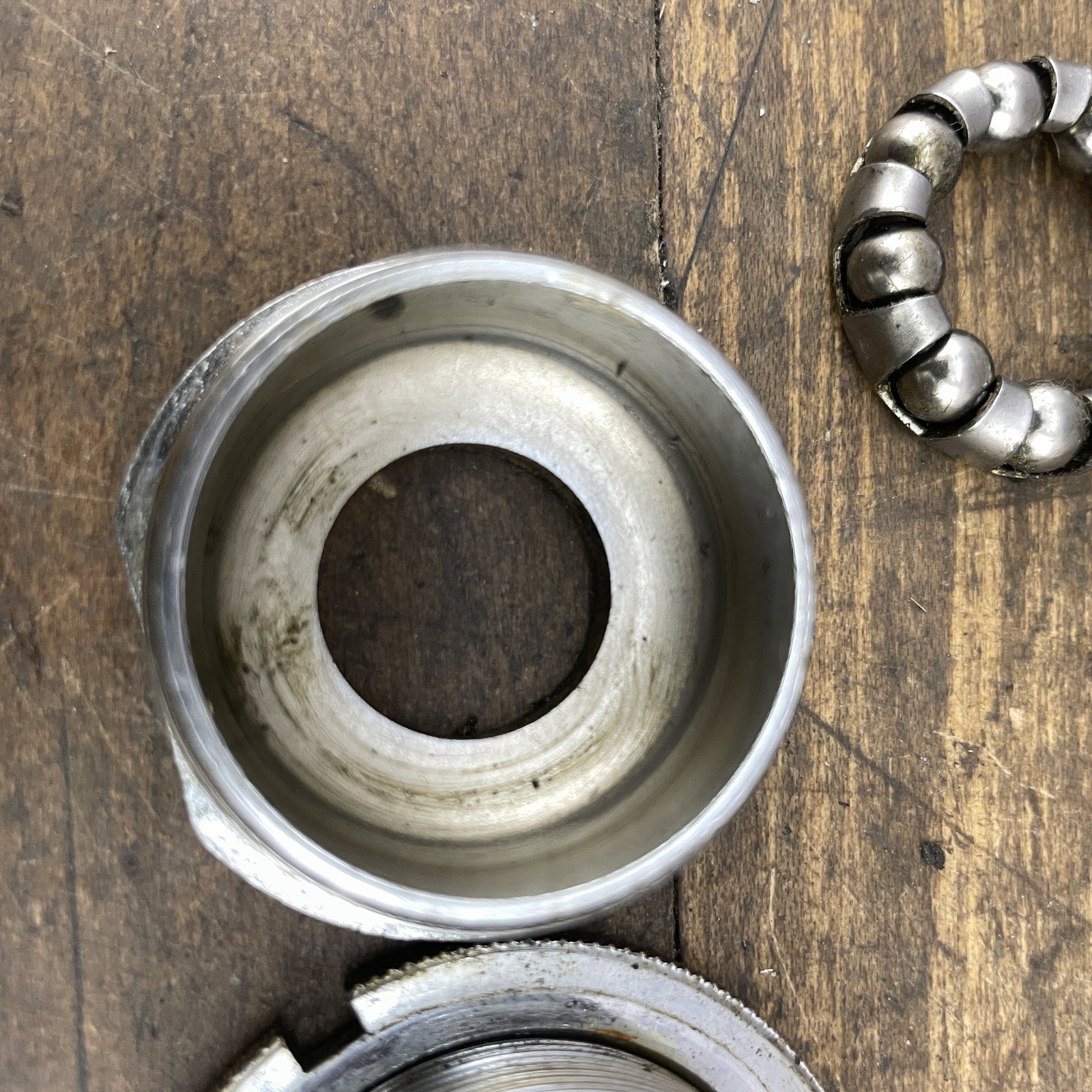 Vintage Shimano 600 AX Bottom Bracket Set 68mm 116mm JIS Square Taper One Key