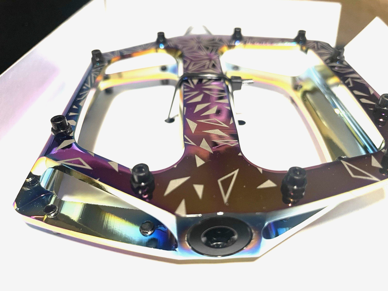 Supacaz Krypto DH Platform Pedals CNC 9/16 Oil-Slick Pedals Enduro BMX SHINGRATE