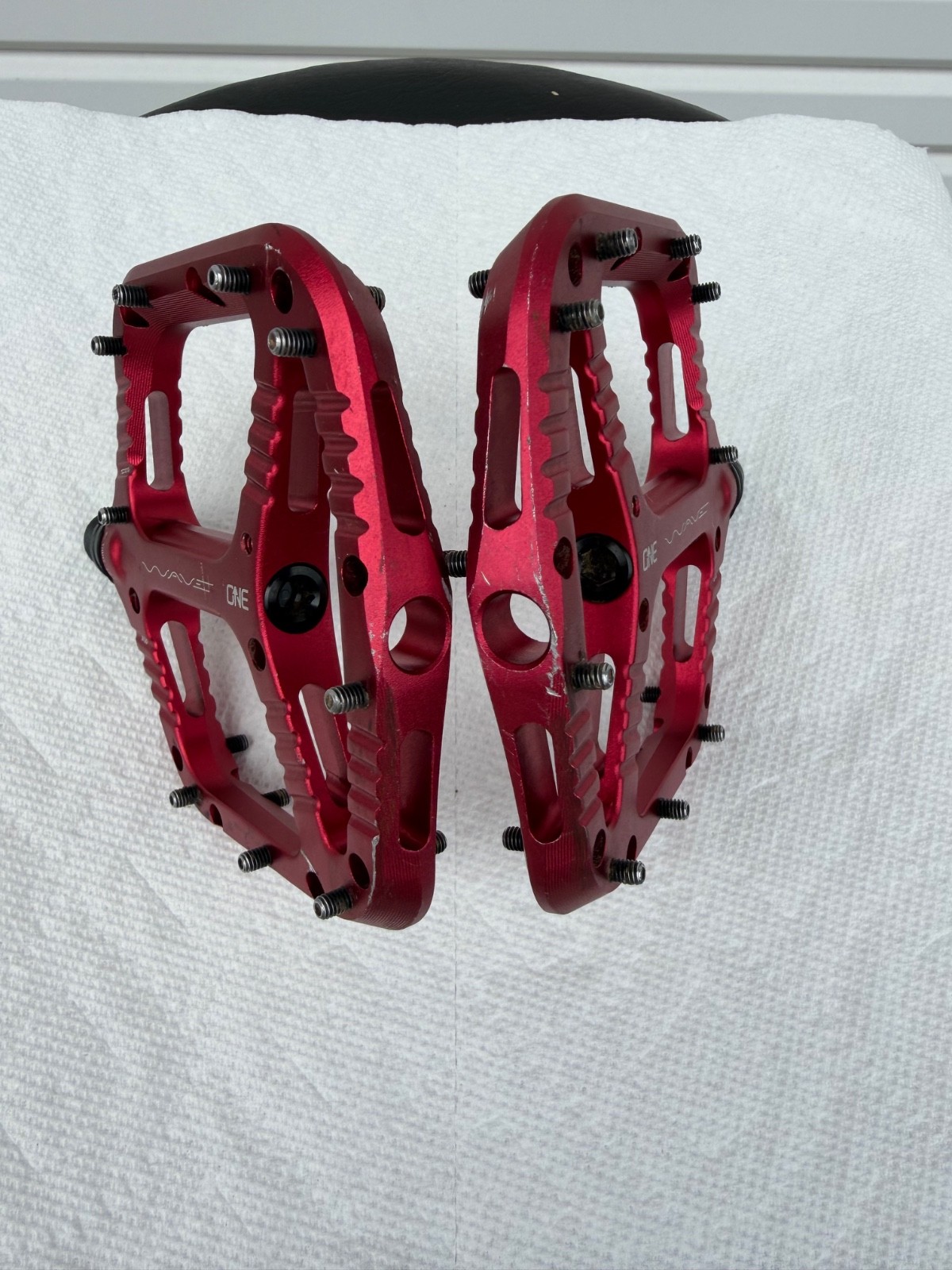OneUp Components Wave Platform Pedals, Red Pre-Owned