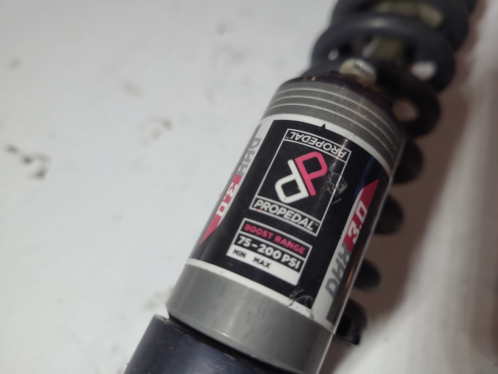 FOX DHX 3.0 REAR COIL SHOCK 7.875 X 2.25 INCHES (200 x 57 mm)