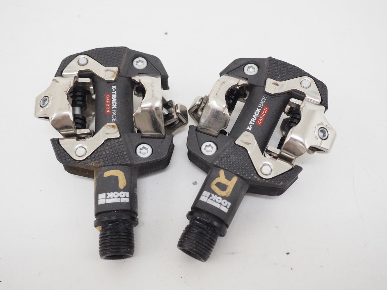 LOOK X-Track Race Carbon Mountain Bike Pedals Black w/o Cleats *Good*