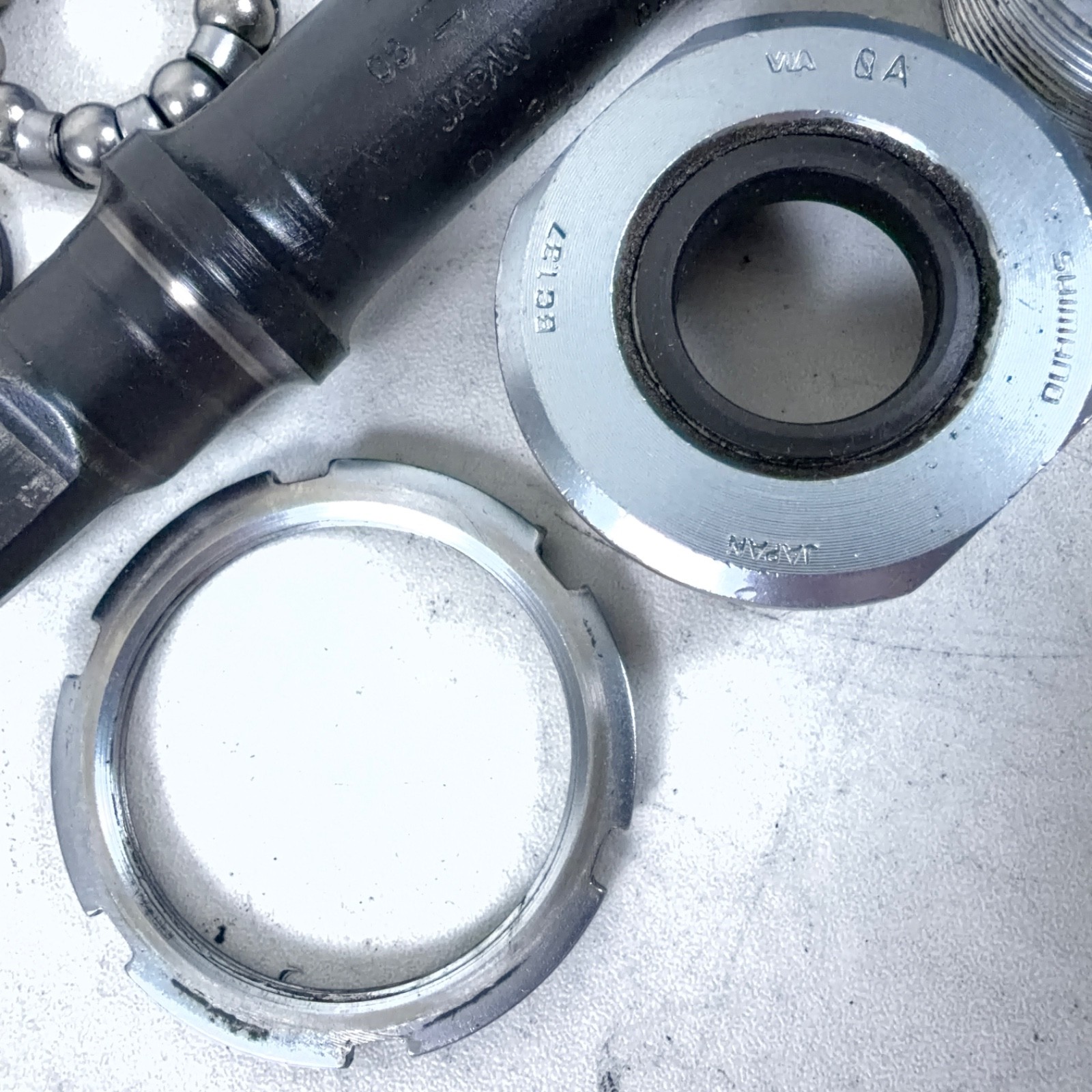 Shimano Vintage Square Taper Bottom Bracket 68-113mm English Threaded CR-MO