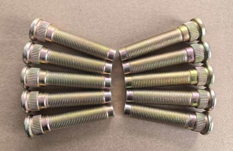 10 PCS 1/2″ Extended Longer Than Stock Wheel Studs 1/2-20 Thread 0.627 in.