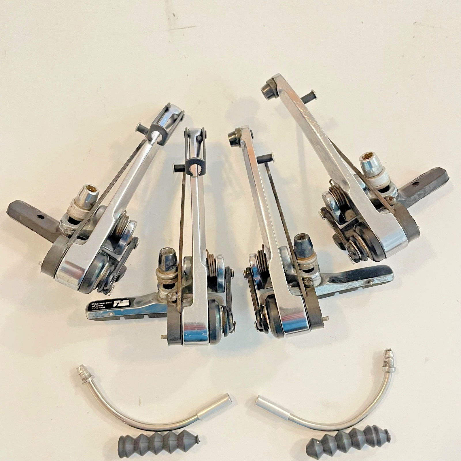 SHIMANO XTR BR-M960 V-Brake Front & Rear Set for Mountain Bikes