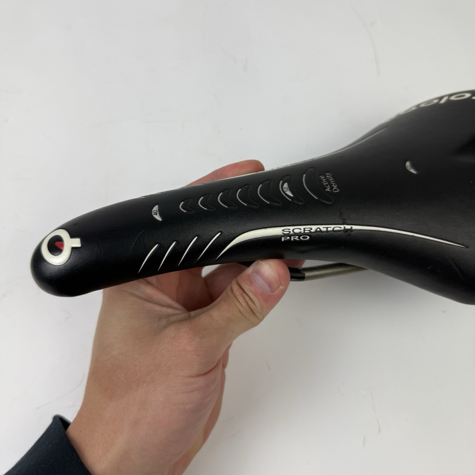 Prologo Scratch Pro Titanium Rails Saddle Black Road Bike Saddle 285mm x 135mm