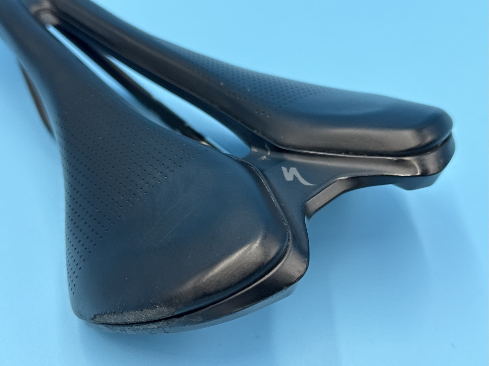 Specialized Romin EVO 143 Expert Body Geometry Comp Hollow Titanium Rail Saddle