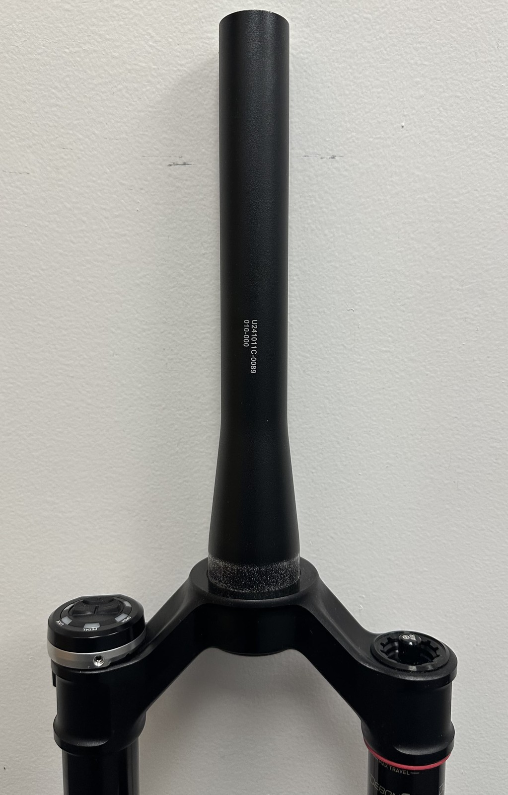 RockShox SID SL Ultimate Flight Attendant Race Day 29″ Fork: 110mm, Boost, *OE*
