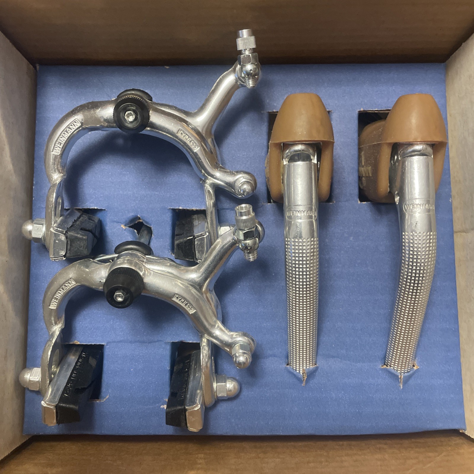 Vintage New-Old-Stock WEINMANN 500 DELUXE 164 Brakeset with Levers/Hoods. (NJ)