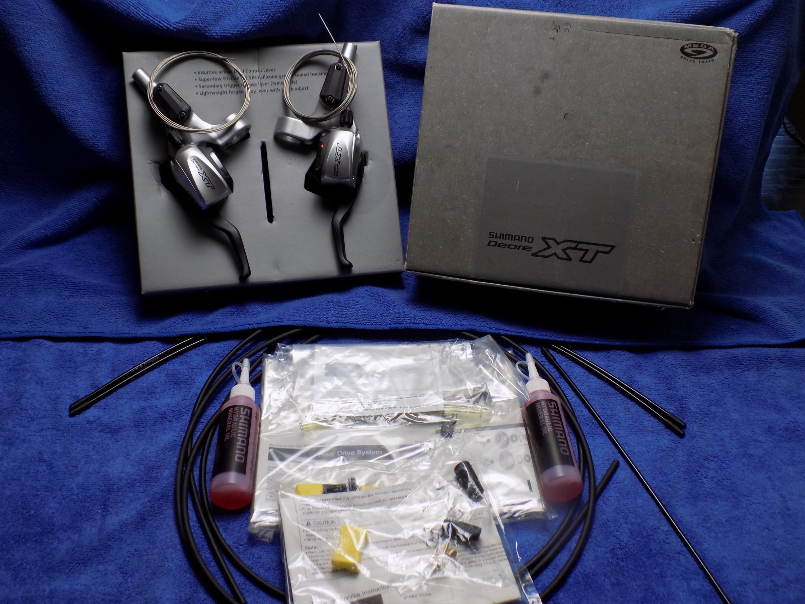 Shimano XT ST-M765 Hydraulic Dual Control Shifters W/CABLES,HOUSING BR-M765 L&R