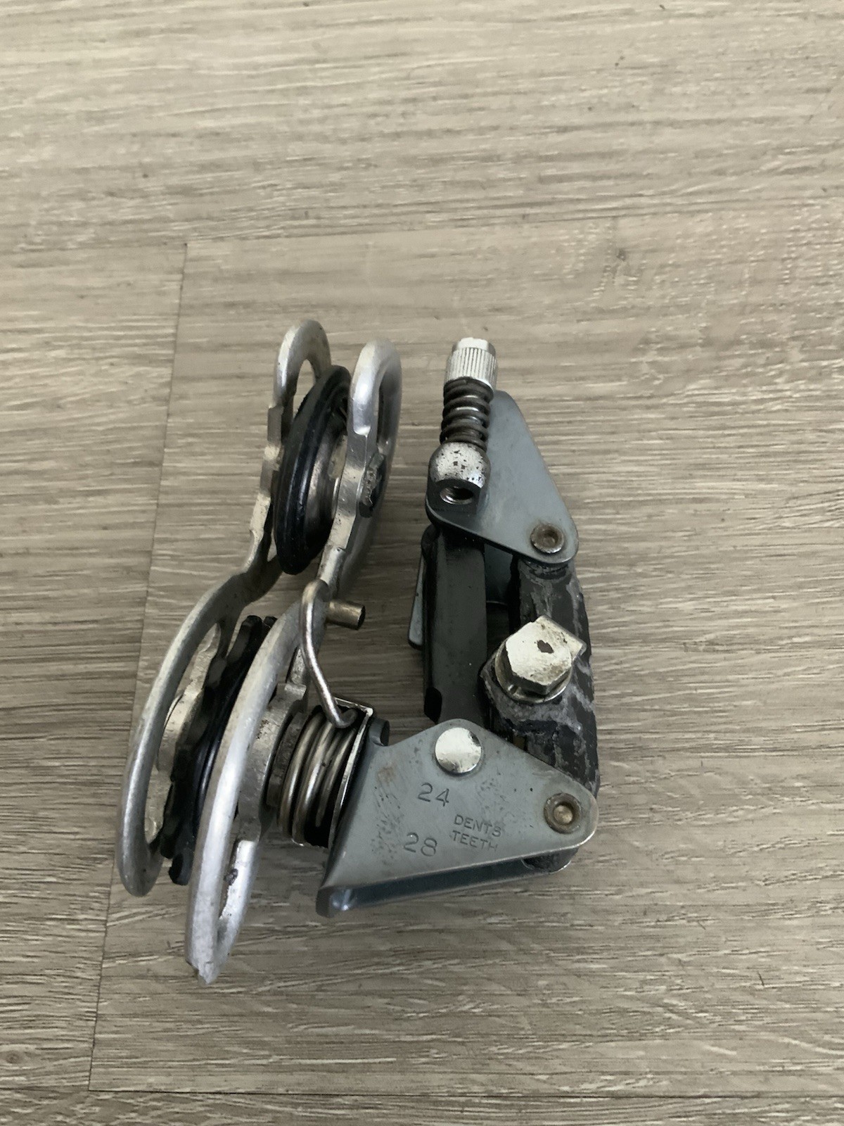 SACHS REAR DERAILLEUR 5, 6, OR 7 SPEED FOR PARTS NO MOUNTING BOLT