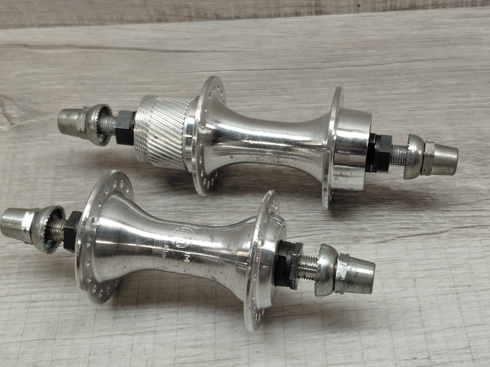 Vintage Maillard Helicomatic «Diabolo» Bolt On Hubset 95/126 mm Nutted – RARE