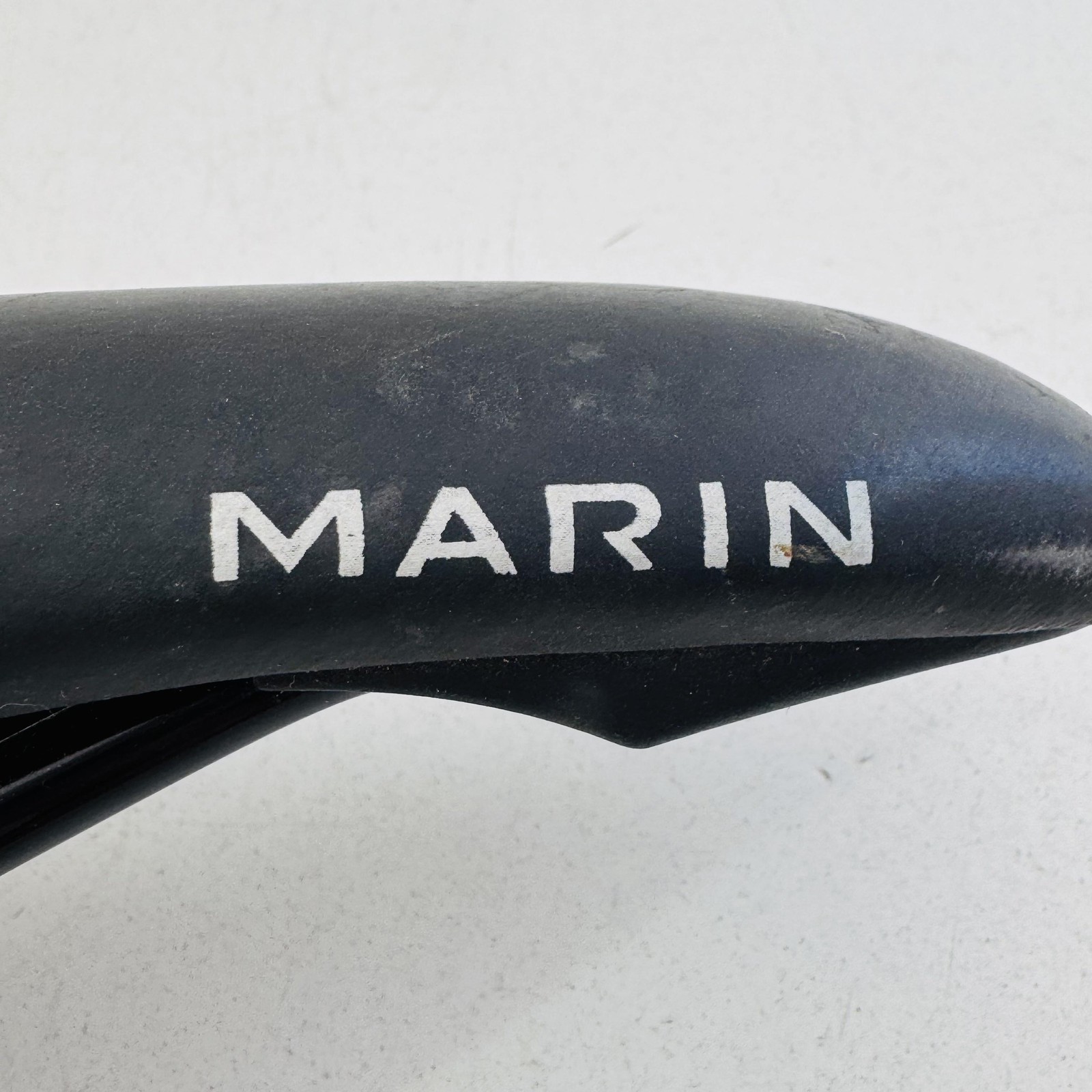 Marin Bicycle Saddle Seat Velo Black Red Racing Road MTB Hybrid Bike A66