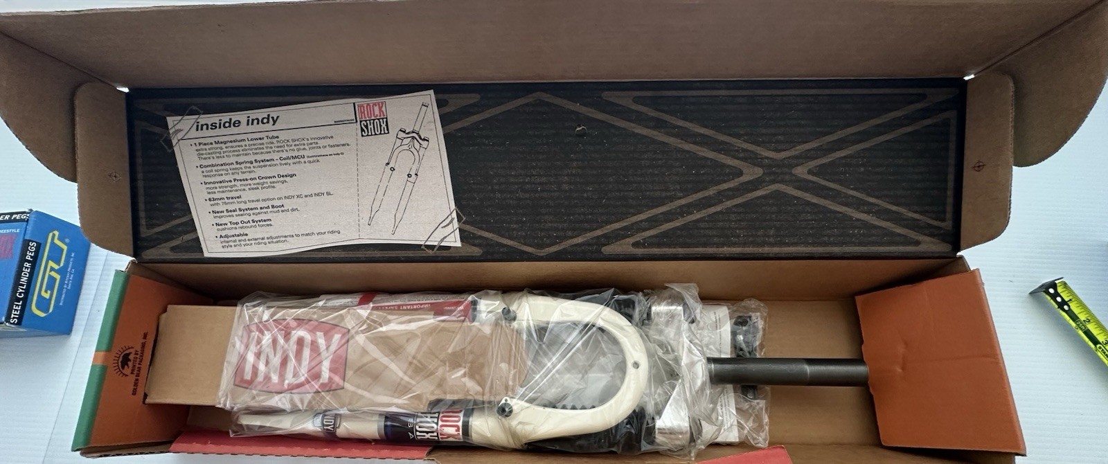 NOS 1997 RockShox Indy C Suspension Fork 1” Threaded 63mm White Chrome Black USA