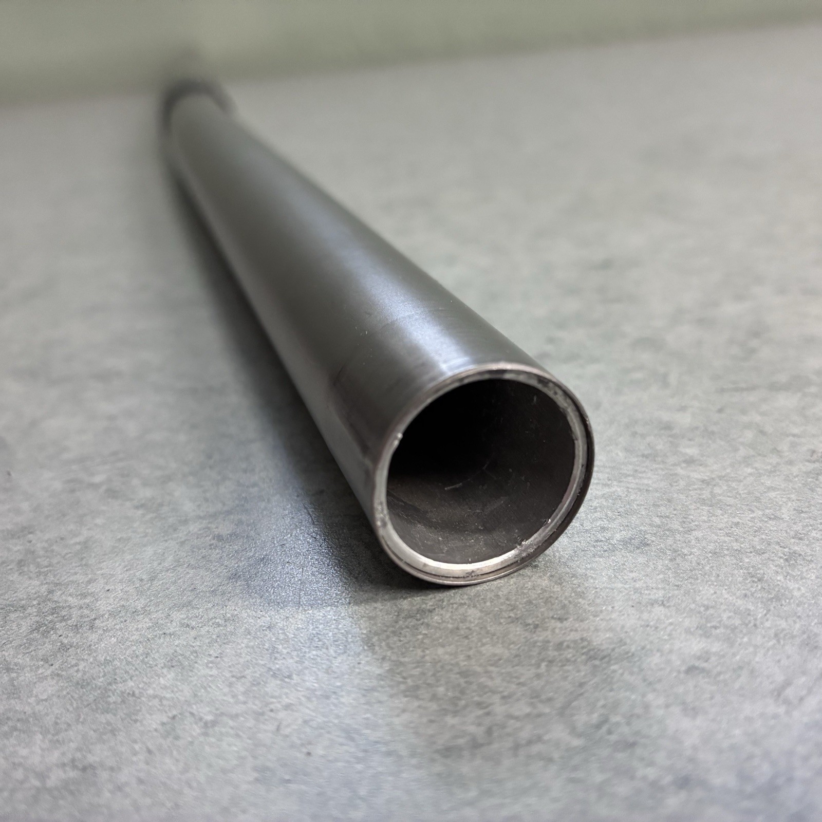 Vintage Bontrager Titec 560mm Titanium Flat Handlebar 22.2mm X 25.4 Shim