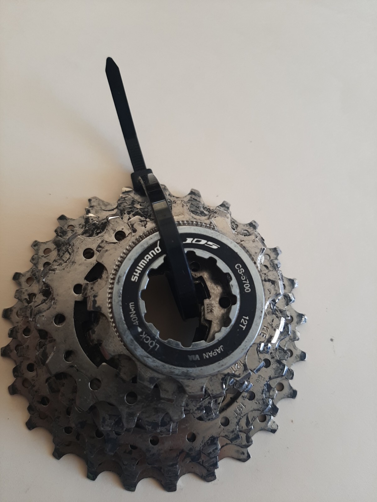 shimano 105 CS-5700 10-speed cassette