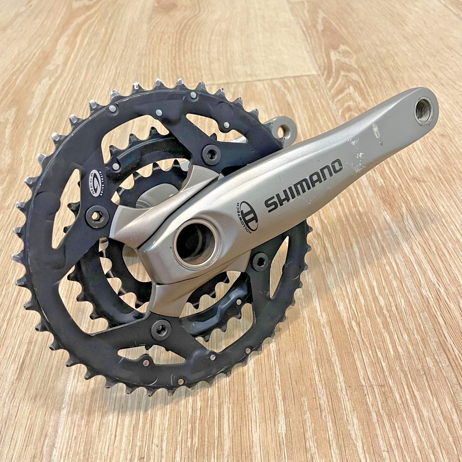 Shimano Deore XT FC-M762 Hollowtech II 175 Triple Crankset 22 32 44