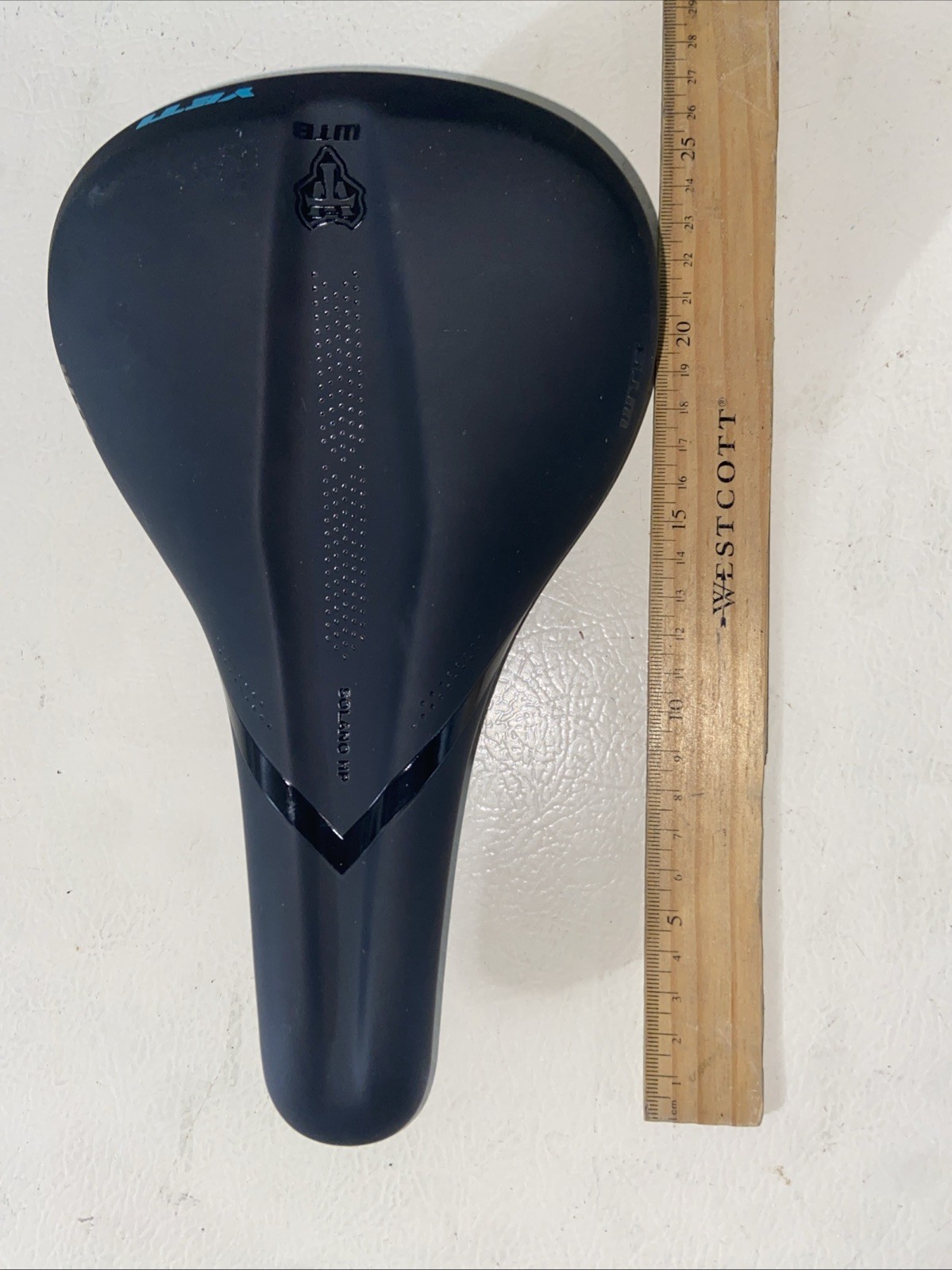 WTB MTB Bike Saddle Yeti Solano HP Take Off