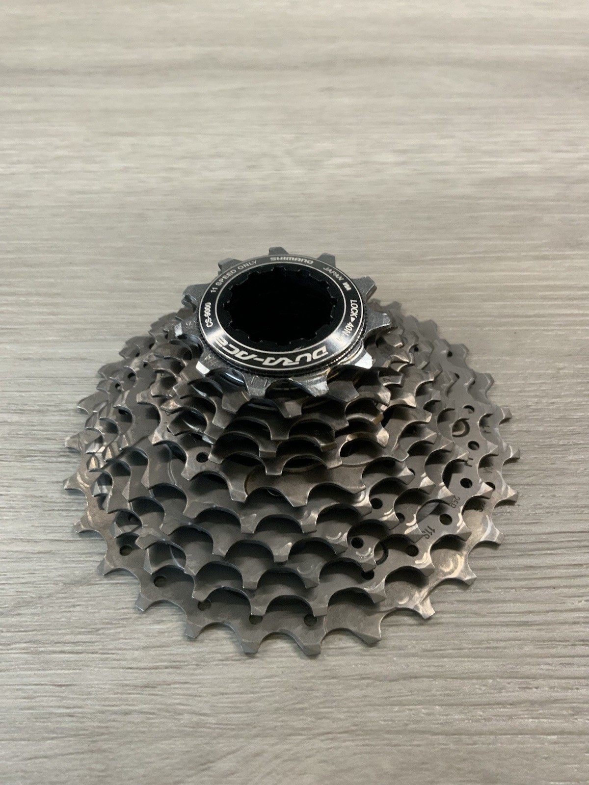 SHIMANO DURA ACE 11 SPEED CASSETTE 11-28 T00TH 205 GRAMS R9000
