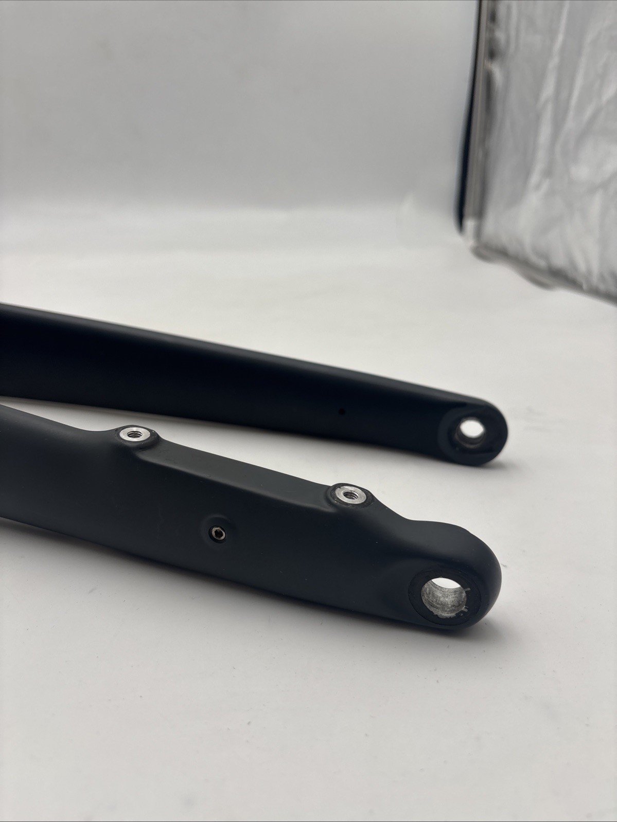 Carbon Gravel Road Fork integrated cable routing 12 x 100 mm spacing flat mount