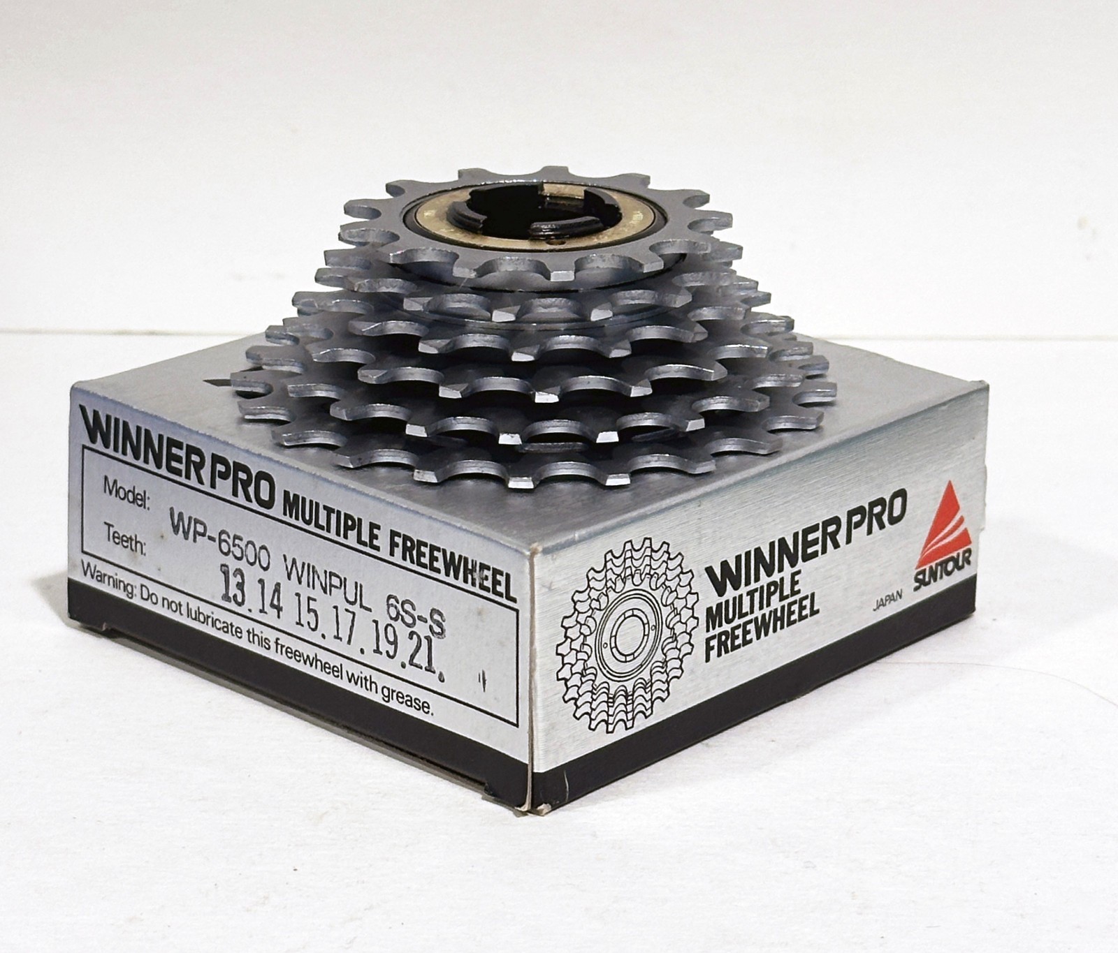NOS Suntour Winner Pro 6-Speed Freewheel – 13×21 – Silver – WP-6000 – Silver