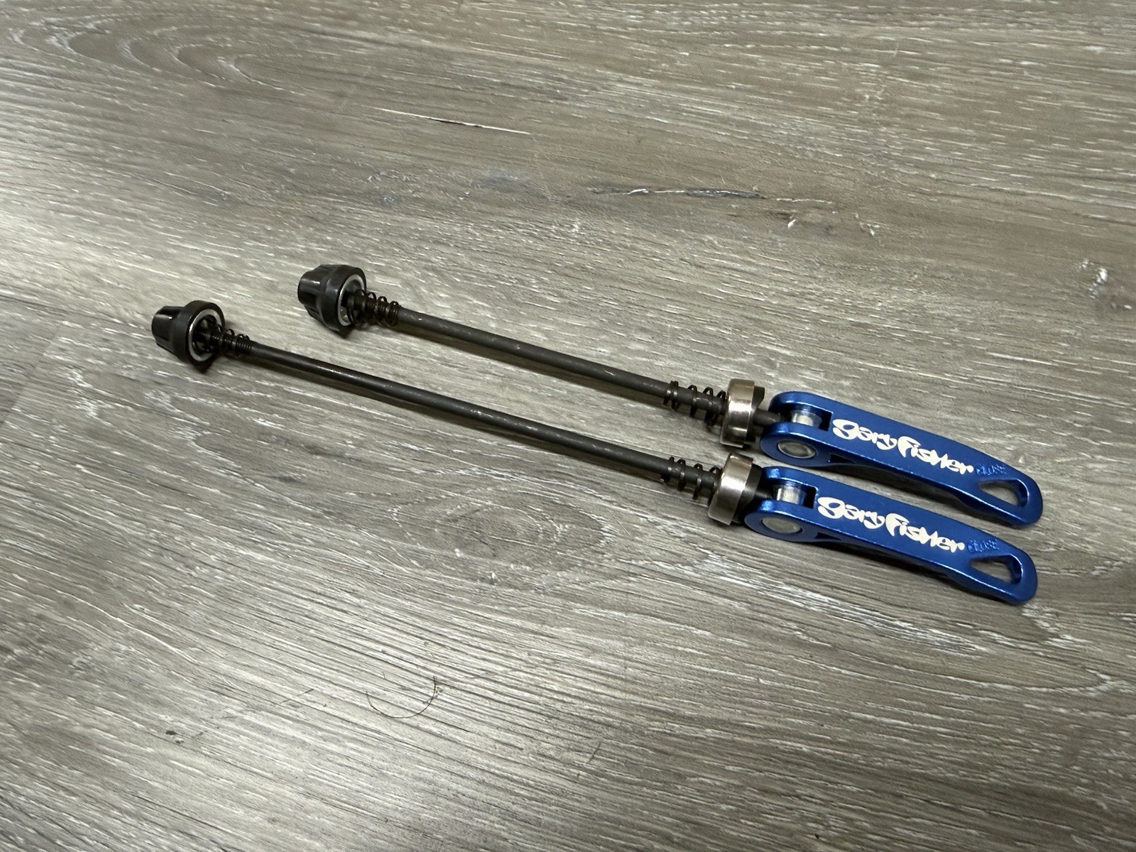 Gary Fisher Repop Ano Blue Bicycle Quick Release Skewer Set 100 130 / 135