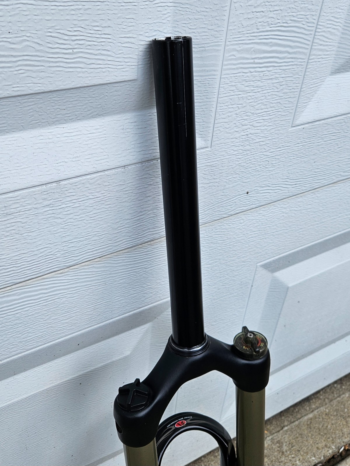Vintage Manitou Black Elite 26″ Fork, 1-1/8″ Threadless 90-120 Adj Travel, VGC!