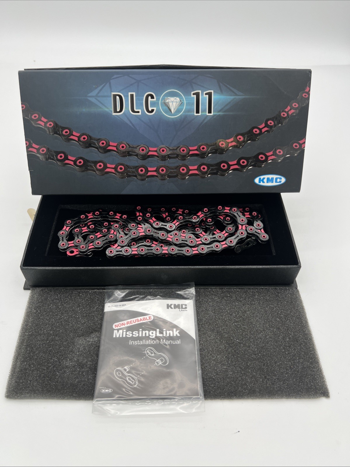 KMC X11SL Super Light Chain – 11-Speed, 116 Links, Black/Pink 1/2×11/128