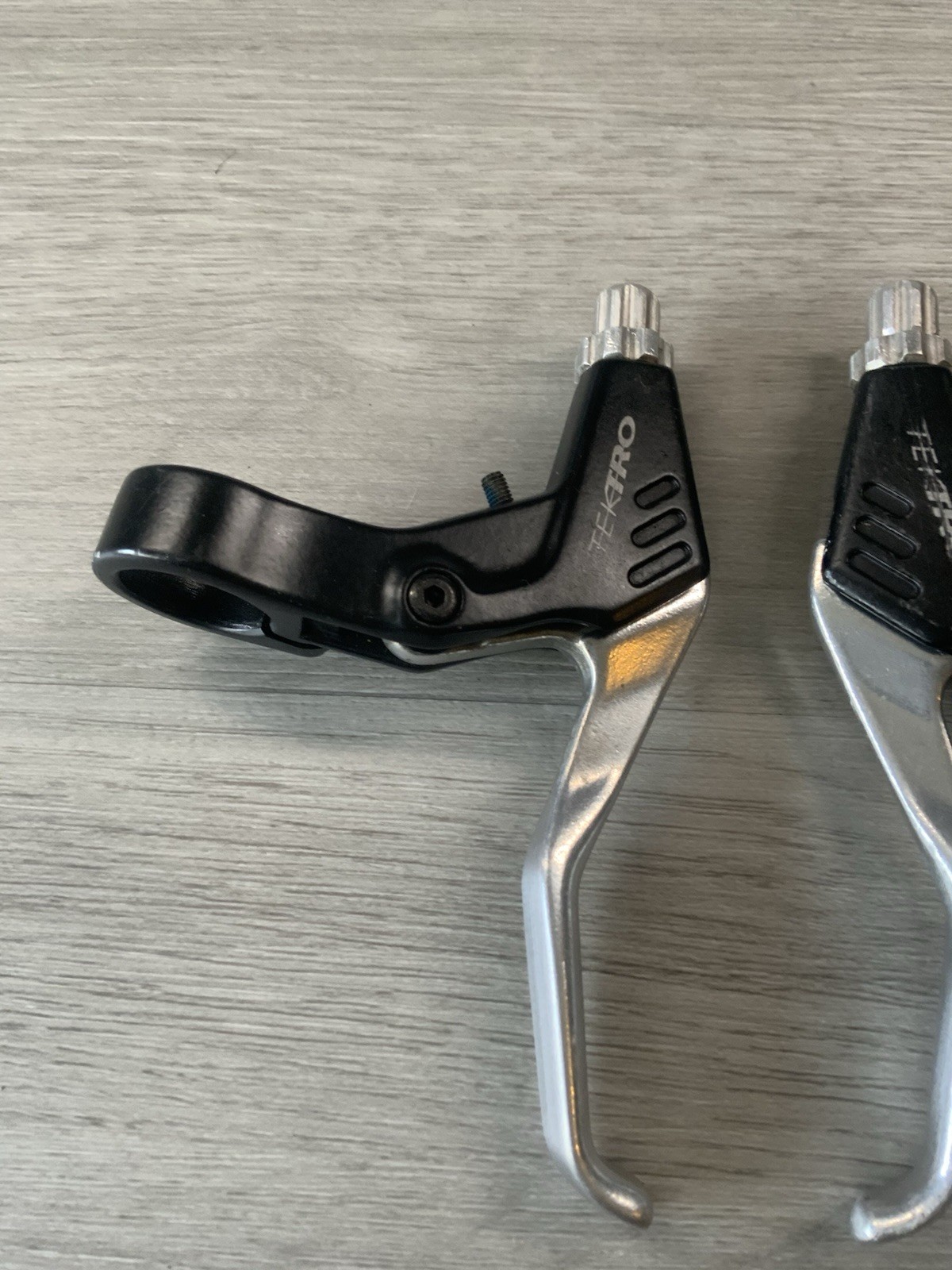 TEKTRO BRAKE LEVERS SET OF (2) 22.2 MM CLAMP BLACK