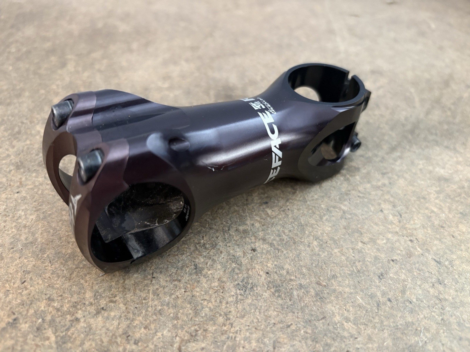 RaceFace Turbine Stem 90mm Long 31.8mm Clamp 6° 1 1/8 Mountain Bike