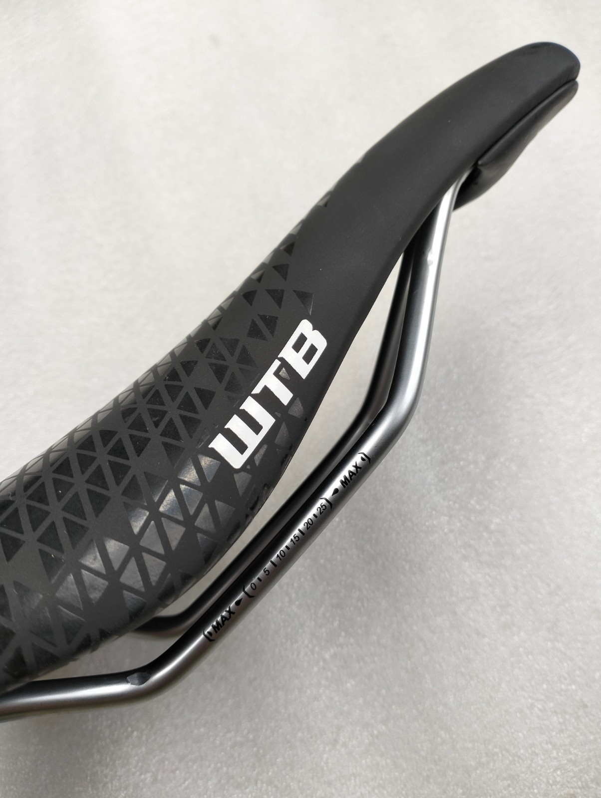 WTB DEVA PRO GEL SHORT NOSE SADDLE SEAT ROAD MTB 250MMX142MM