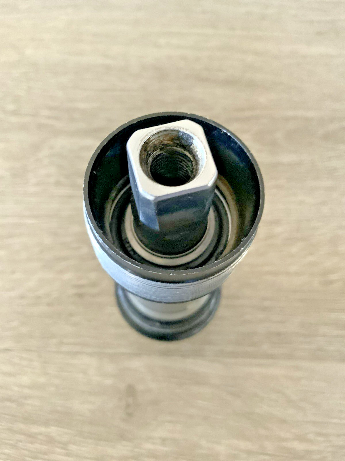 SHIMANO SEALED BOTTOM BRACKET 68-115 MM BRITISH MODEL UN71