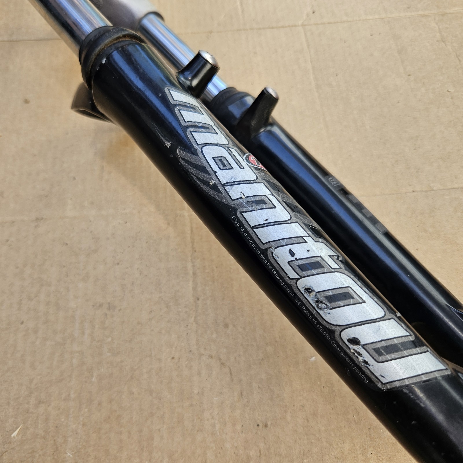26″ Manitou Six 100mm Mountain Bike Front Fork 1-1/8″ Steerer Disc V Brake